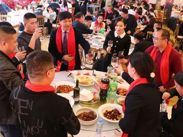 錦志卓越，閃耀未來 | 業(yè)盛堂集團2021年總結(jié)表彰暨2022年新春聯(lián)歡會精彩回顧