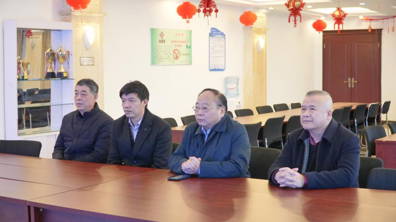 原江西省藥品監(jiān)督管理局局長上官新晨蒞臨業(yè)盛堂參觀指導工作